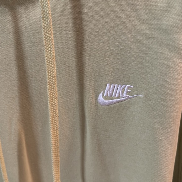 Nike Spoetswear Fleece Women’s size M hoodie, Lime Green, Relaxed Fir - Picture 3 of 7